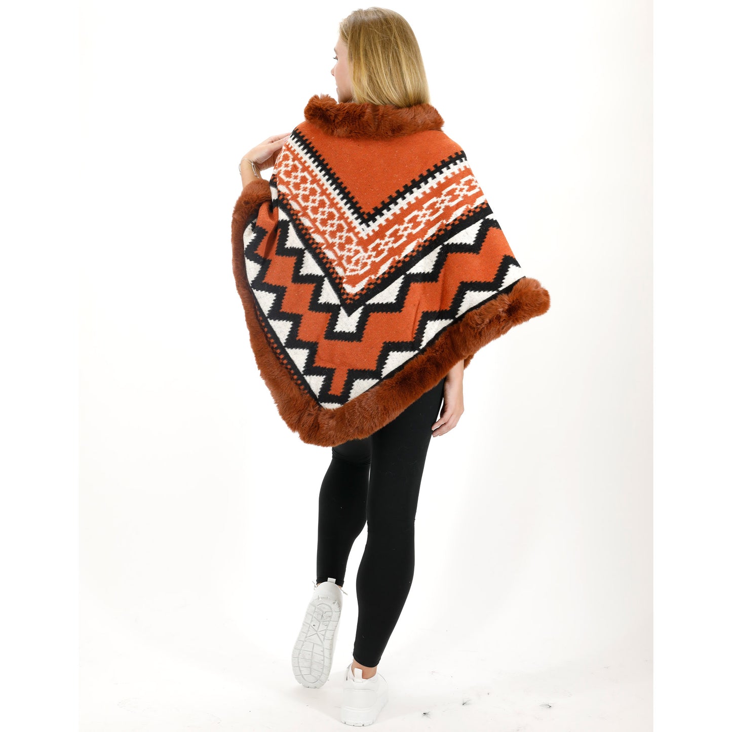 ZIG ZAG PATTERN FAUX FUR PONCHO P4030 (12PC)