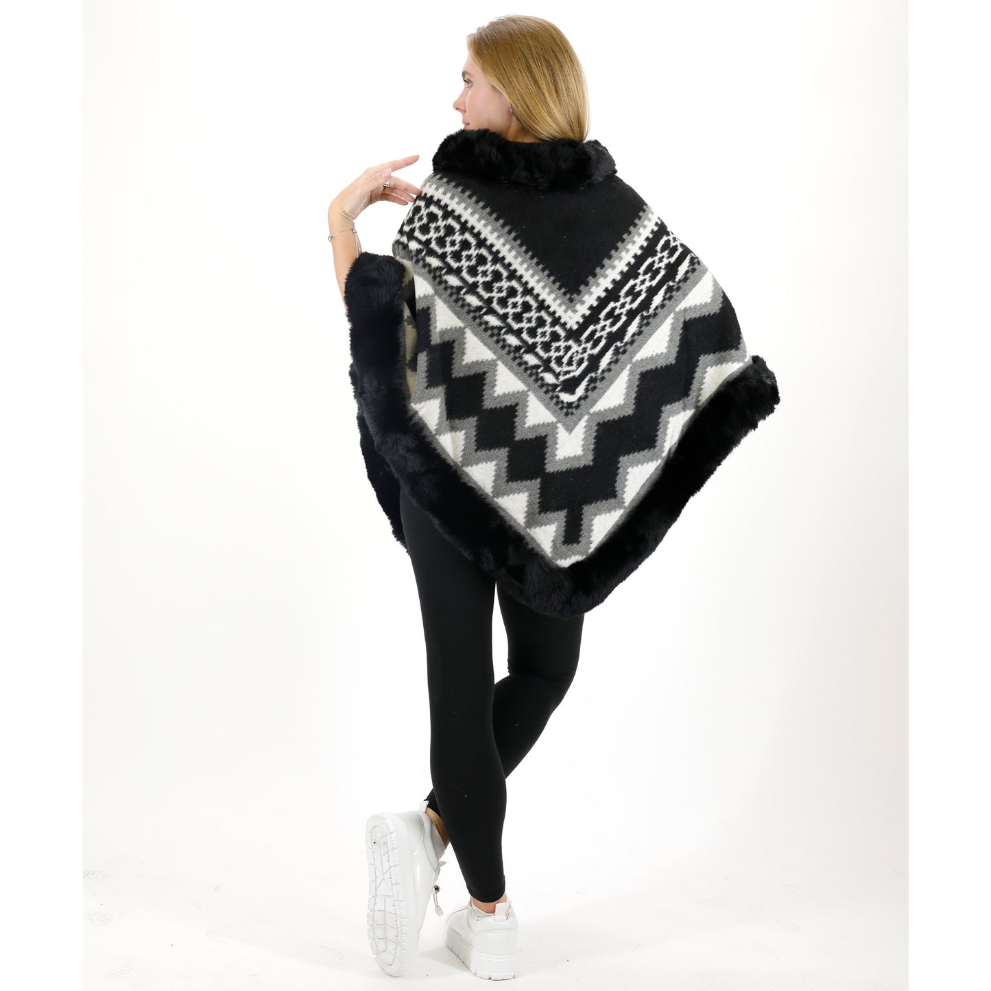 ZIG ZAG PATTERN FAUX FUR PONCHO P4030 (12PC)